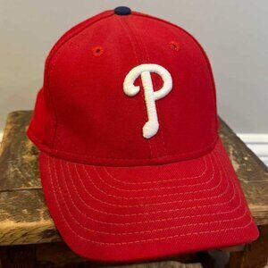 Red Canvas Philadelphia Phillies New Era Basebal Hat - Size 7 1/8